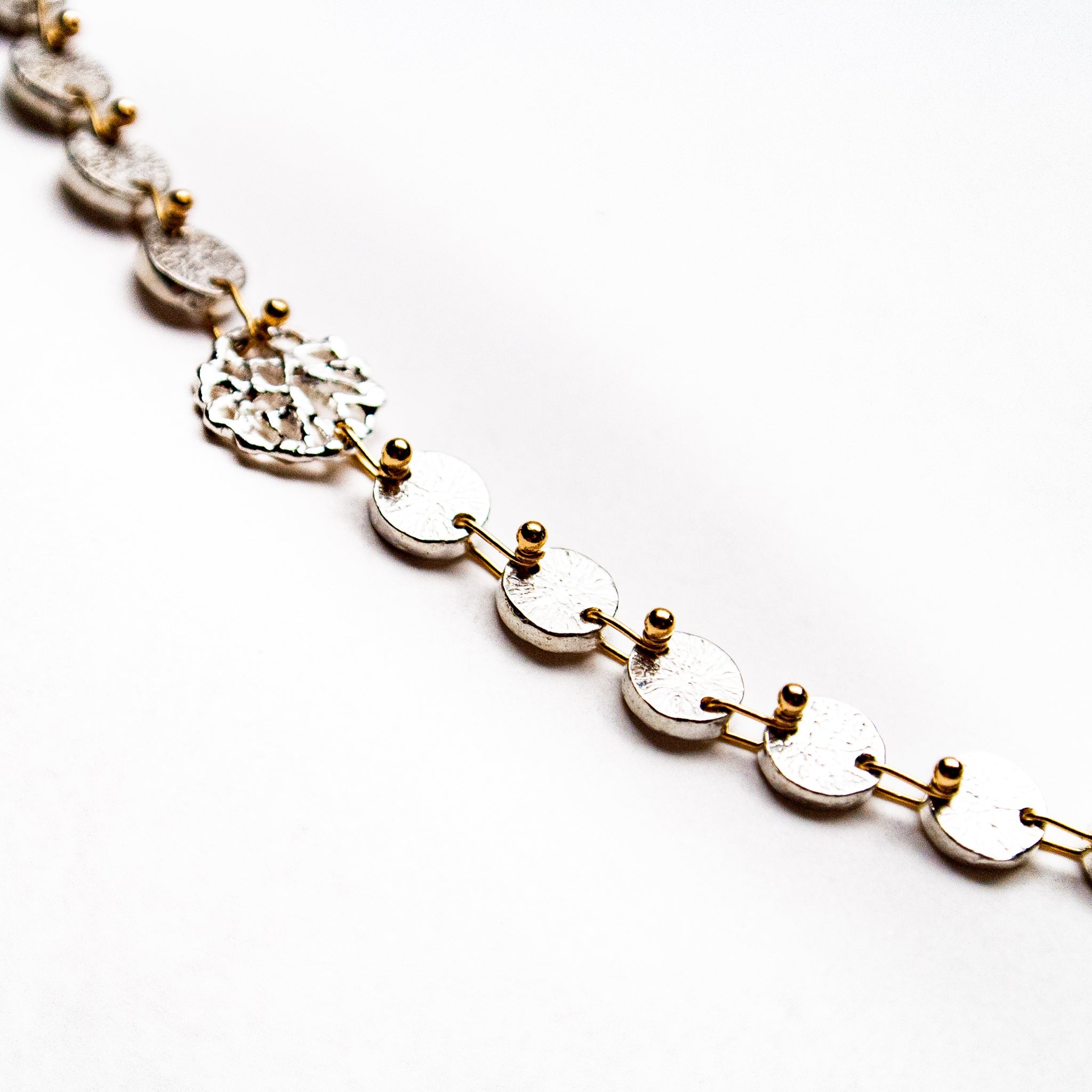 アリウムのステーションタイプのシルバーネックレス