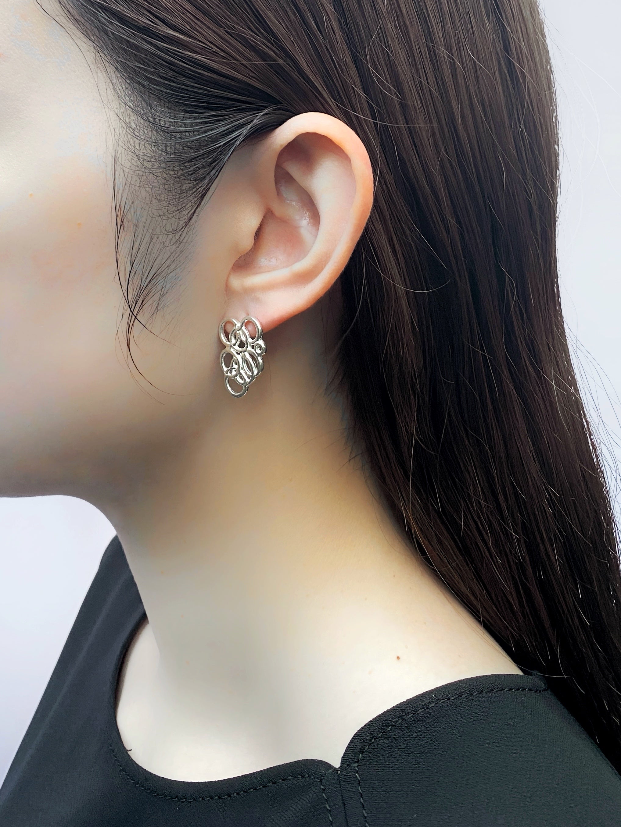 スパングル ピアス L／シルバー