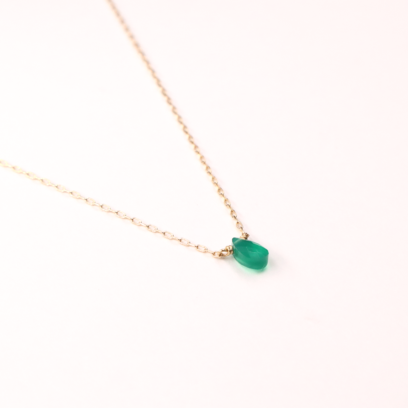 Natural stone necklace/green onyx